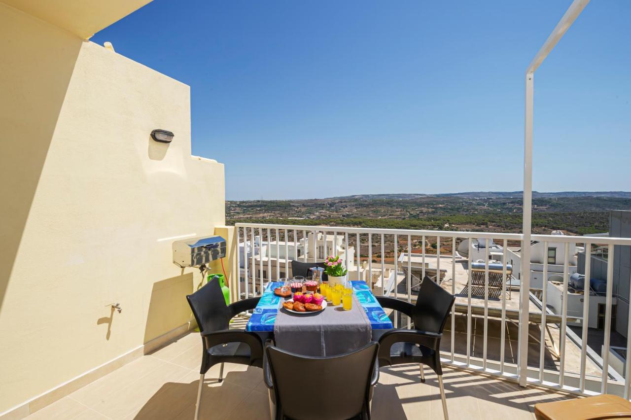 Summer Breeze Apartment With Terrace With Panoramic Views - By Getawaysmalta Mellieħa Eksteriør bilde
