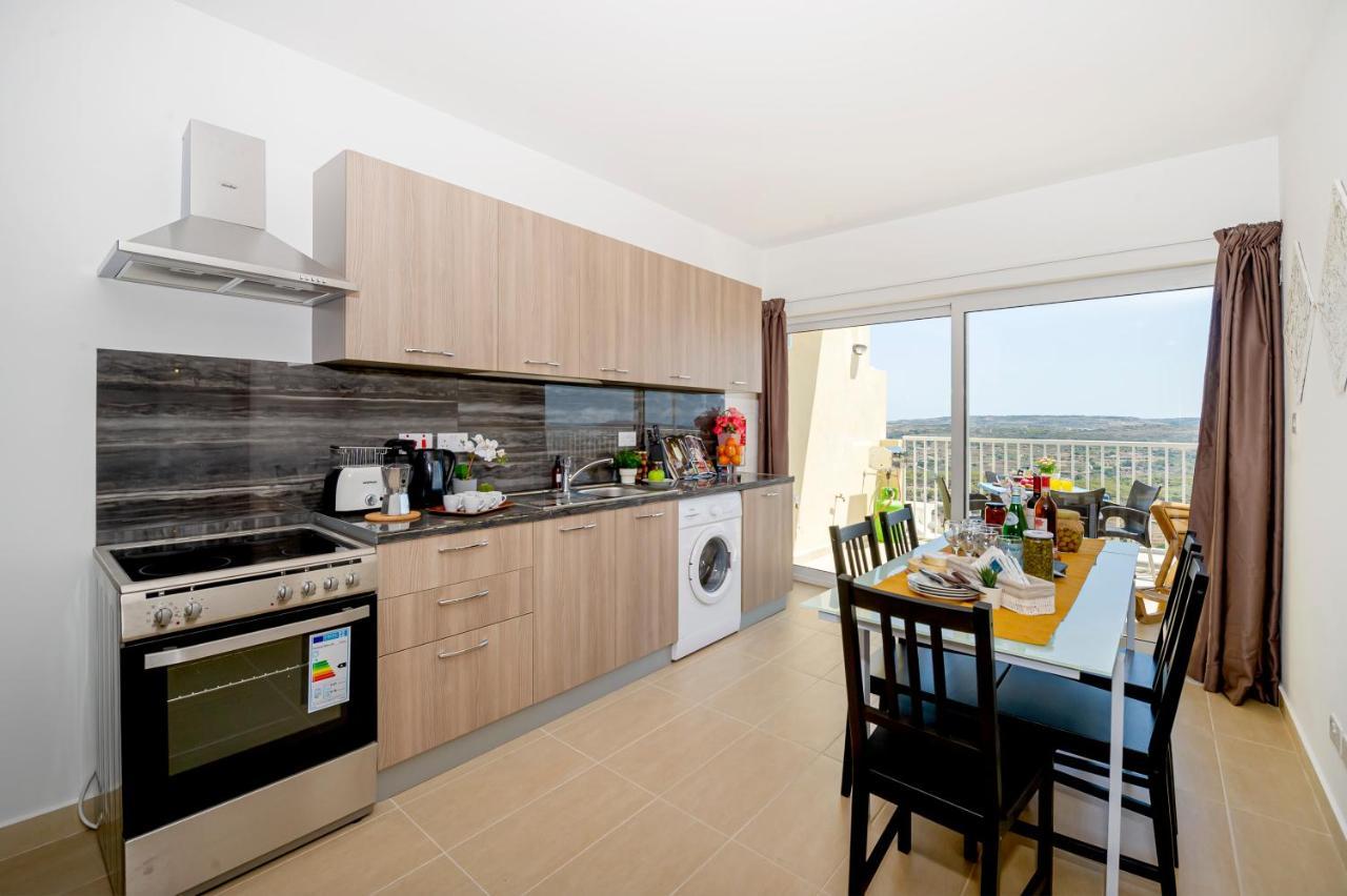 Summer Breeze Apartment With Terrace With Panoramic Views - By Getawaysmalta Mellieħa Eksteriør bilde